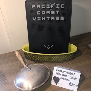 Vintage Sheffield Lion 🦁 Horse 🐴 Silver Plated Silent Butler working condition